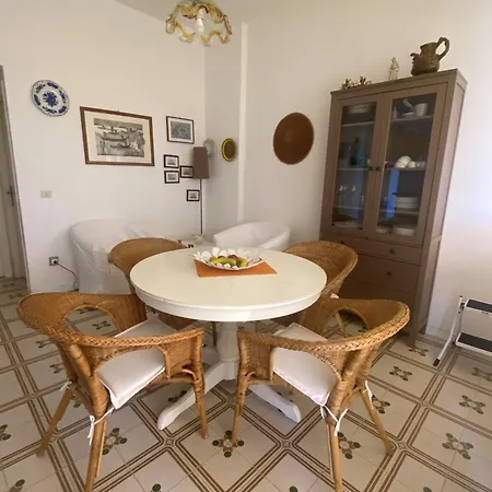 M372 - Marcelli, Trilocale Con Giardino Vista Mare